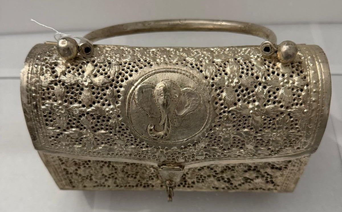 Vintage Indian Silver-Tone Metal Elephant & Floral Pierced Clutch Purse