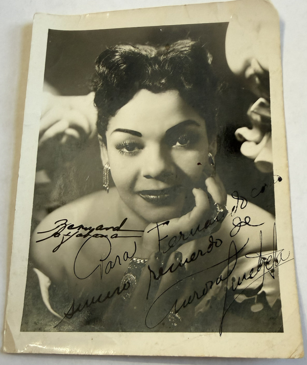 Fotografía firmada de Aurora Lincheta de c. 1940 – Soprano cubana y cantante de Casino de la Playa