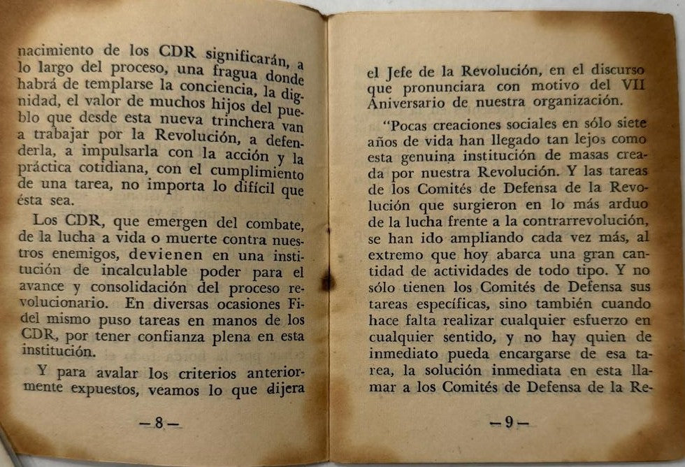 Libreta de identificación de miembro de los CDR de Cuba de 1968 – Habana, miembro identificado con foto – Efímera revolucionaria