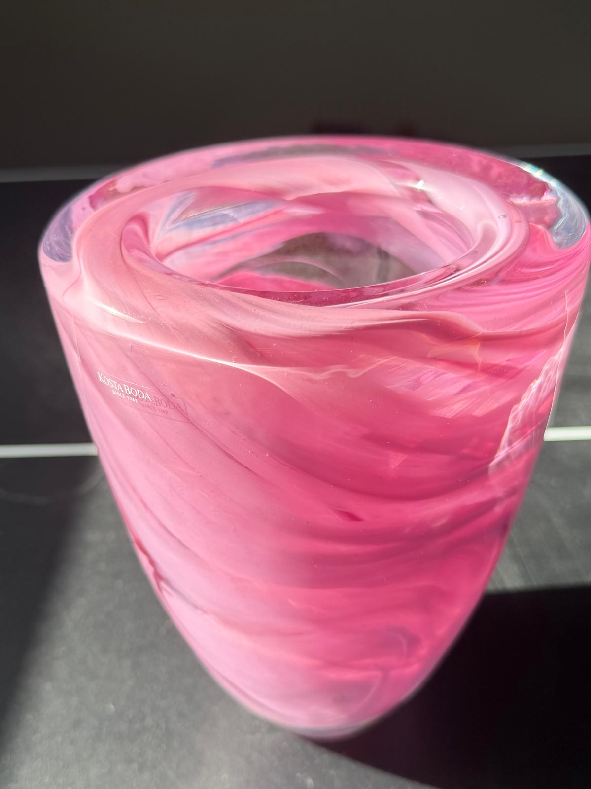 KOSTA BODA LARGE ATOLL PINK VASE Blown Lead Crystal, 7 5/8", 9lbs, SWEDEN
